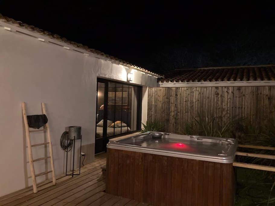 Les Cabines Sainte-Marie-de-Ré Exterior foto